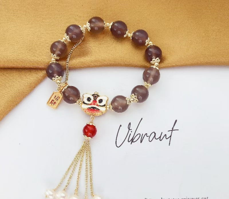 Grey Agate, Red Agate, Lion Plate and Pearl Bracelet