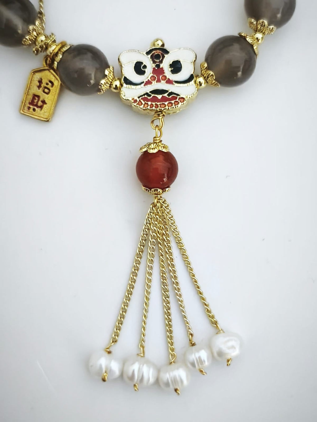 Grey Agate, Red Agate, Lion Plate and Pearl Bracelet