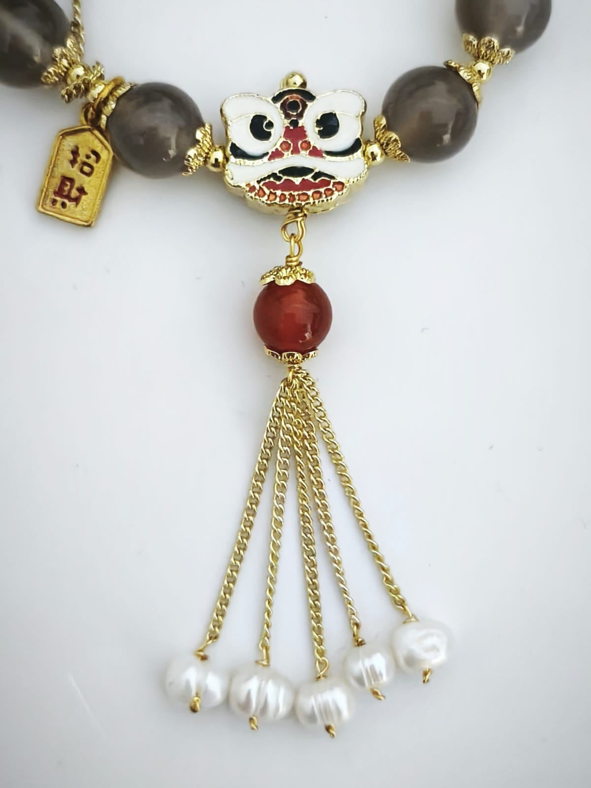 Grey Agate, Red Agate, Lion Plate and Pearl Bracelet